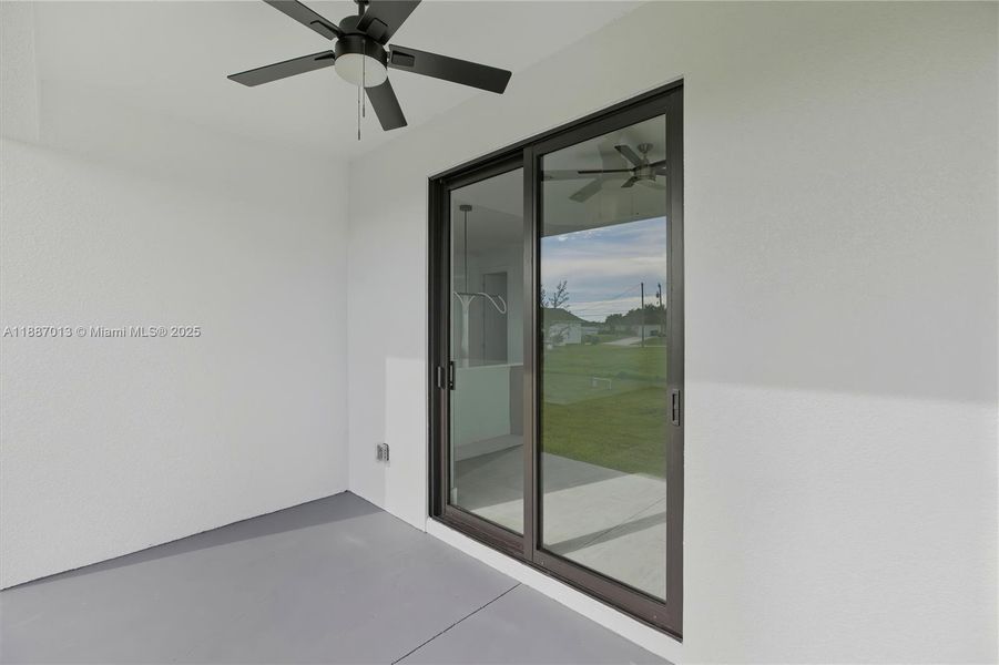 Image 33 of a home in . Image 33 of a home in .