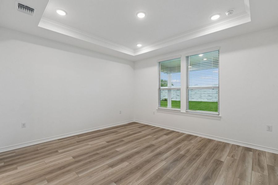 Spacious, unfurnished interior of a new home in Del Webb Fulshear, Fulshear (Image 7).