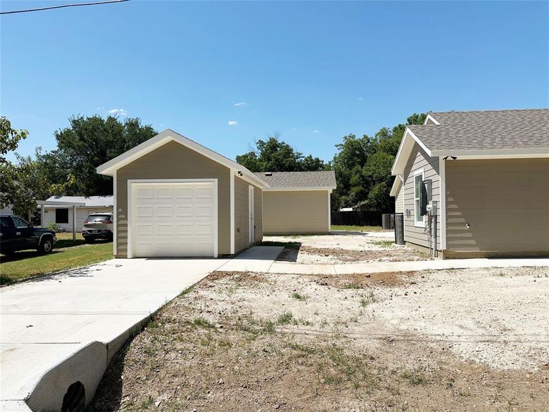 Front exterior of a new home in , Mineral Wells, TX, highlighting curb appeal (Image 11). Front exterior of a new home in , Mineral Wells, TX, highlighting curb appeal (Image 11).