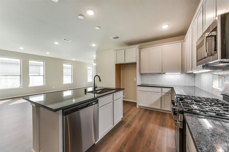 Furnished interior view inside a new home in Colony at Pinehurst, Pinehurst (Image 8).