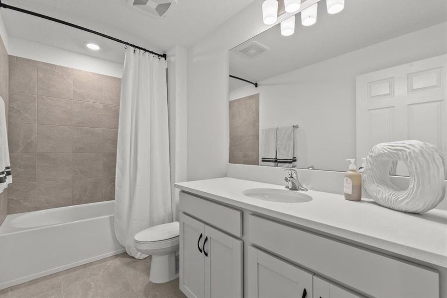 Furnished interior view inside a new home in , Sarasota (Image 37).