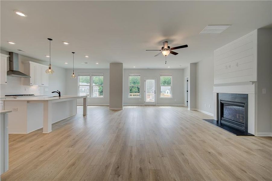 Spacious, unfurnished interior of a new home in Kingston, Locust Grove (Image 15).