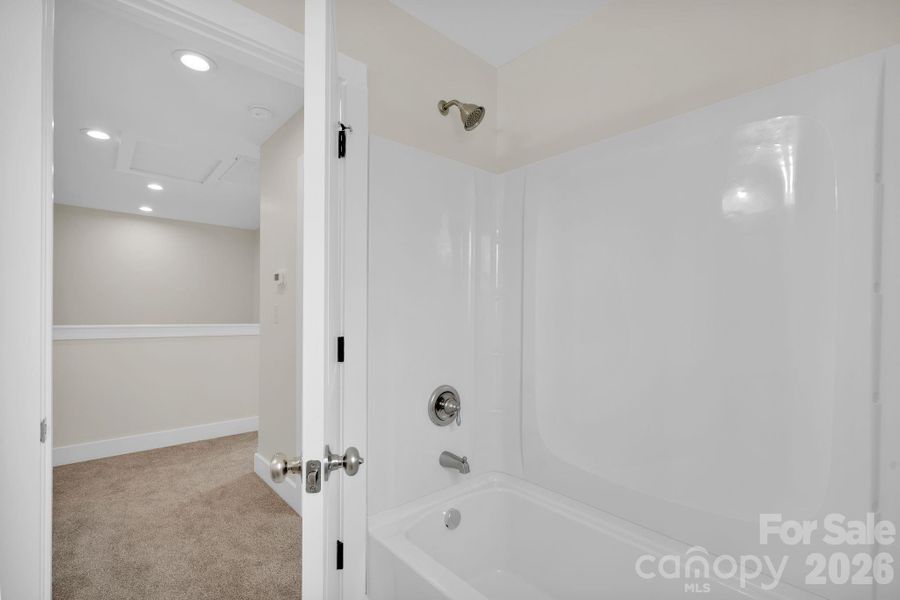 Image 39 of a home in .