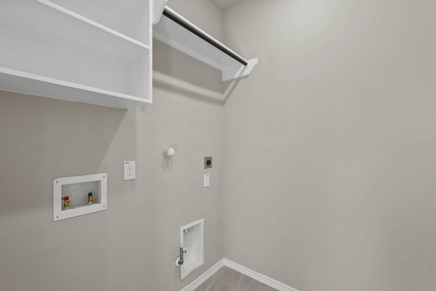 Spacious, unfurnished interior of a new home in , Spring (Image 24).