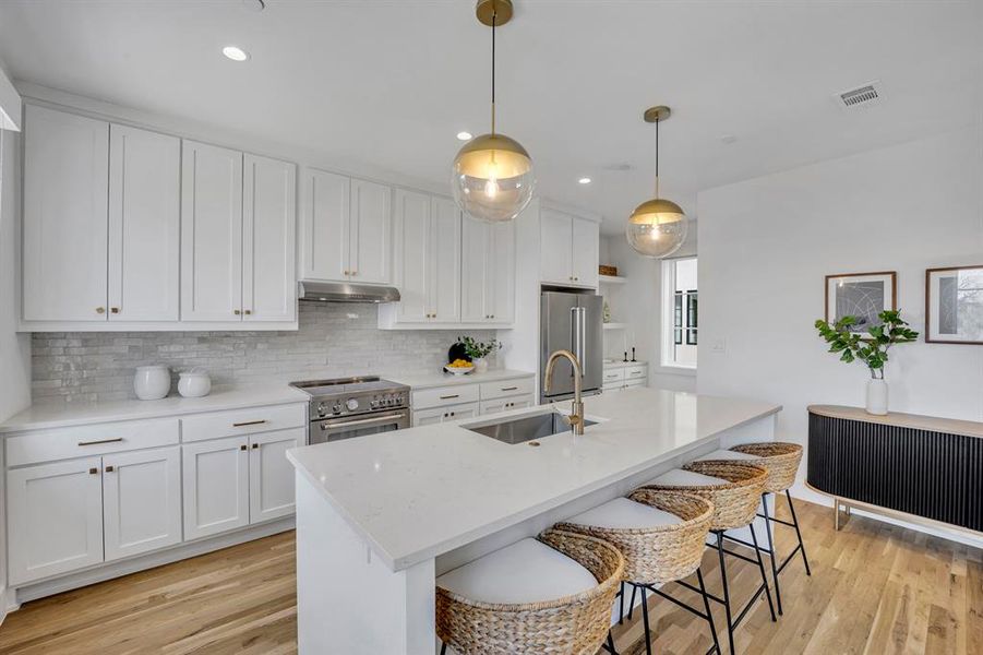 Furnished interior view inside a new home in , Dallas (Image 21).