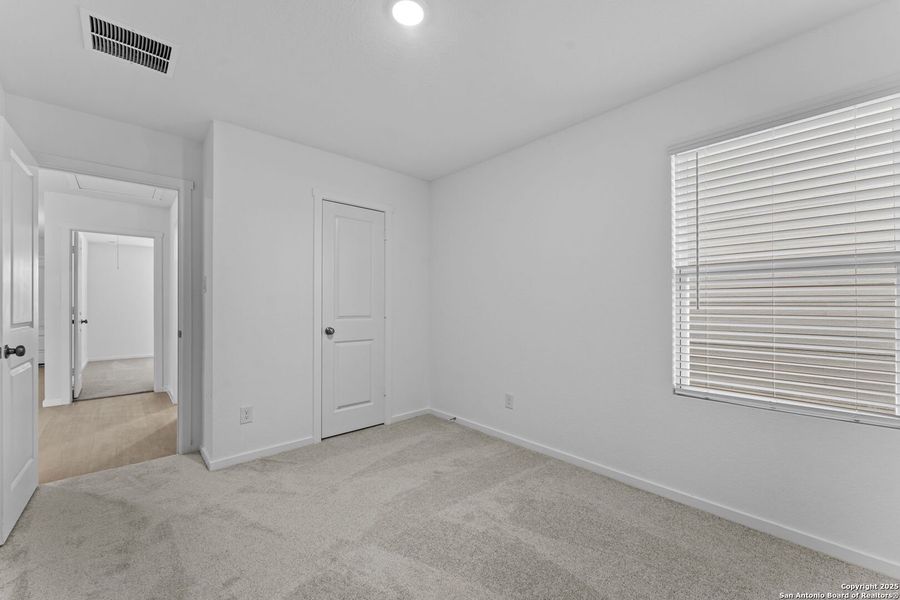 Spacious, unfurnished interior of a new home in Torian Village: Stonehill Collection, San Antonio (Image 20). Spacious, unfurnished interior of a new home in Torian Village: Stonehill Collection, San Antonio (Image 20).