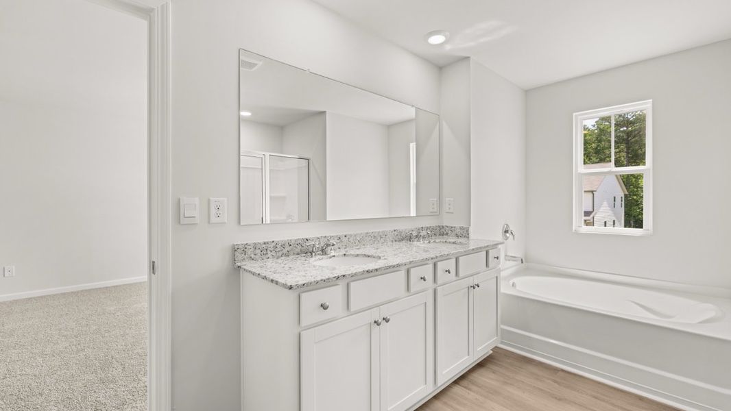 Furnished interior view inside a new home in Creekview, Atlanta (Image 8).