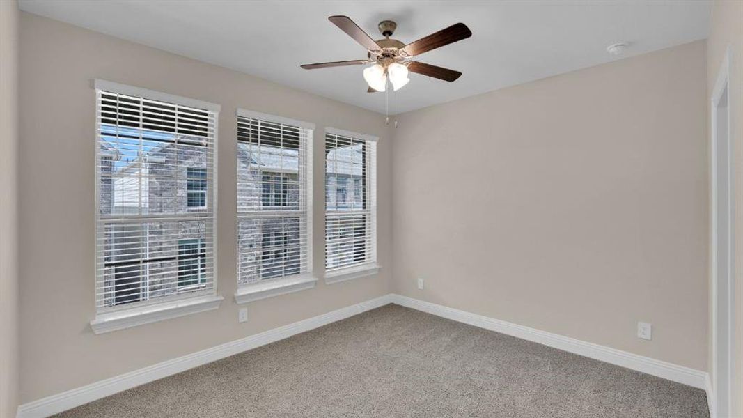 Spacious, unfurnished interior of a new home in Mustang Square, Plano (Image 15). Spacious, unfurnished interior of a new home in Mustang Square, Plano (Image 15).