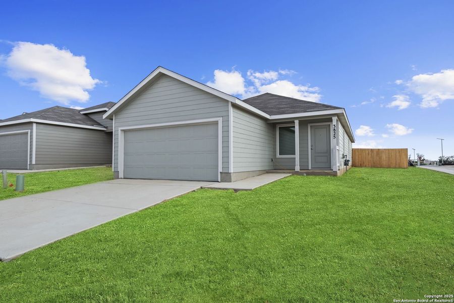 Front exterior of a new home in , New Braunfels, TX, highlighting curb appeal (Image 1). Front exterior of a new home in , New Braunfels, TX, highlighting curb appeal (Image 1).
