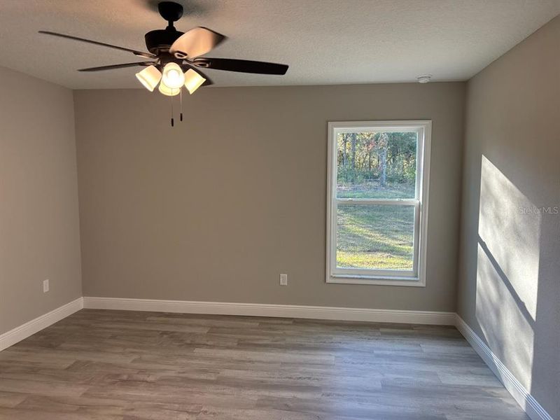 Spacious, unfurnished interior of a new home in , Citrus Springs (Image 15).