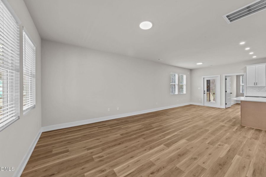 18-web-or-mls-VB4A5751