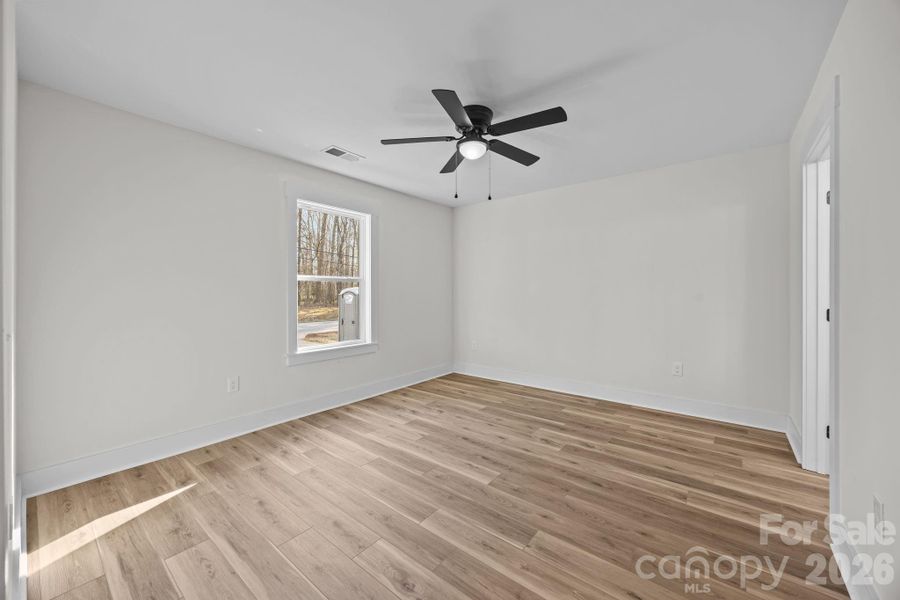Spacious, unfurnished interior of a new home in , Salisbury (Image 16).