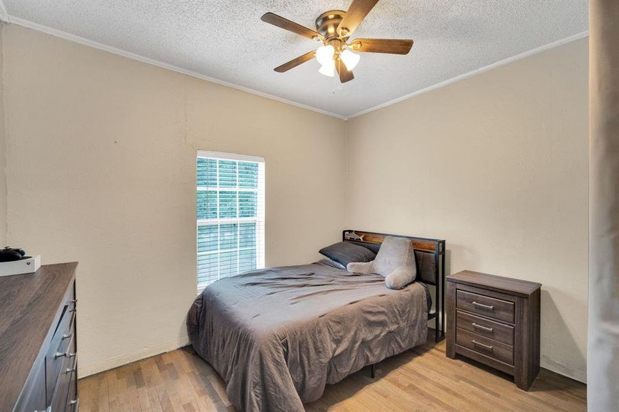 Furnished interior view inside a new home in , Cleburne (Image 12).