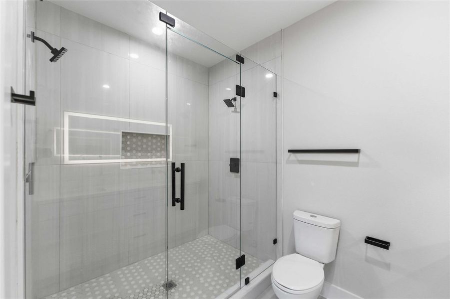 Furnished interior view inside a new home in , Houston (Image 8).