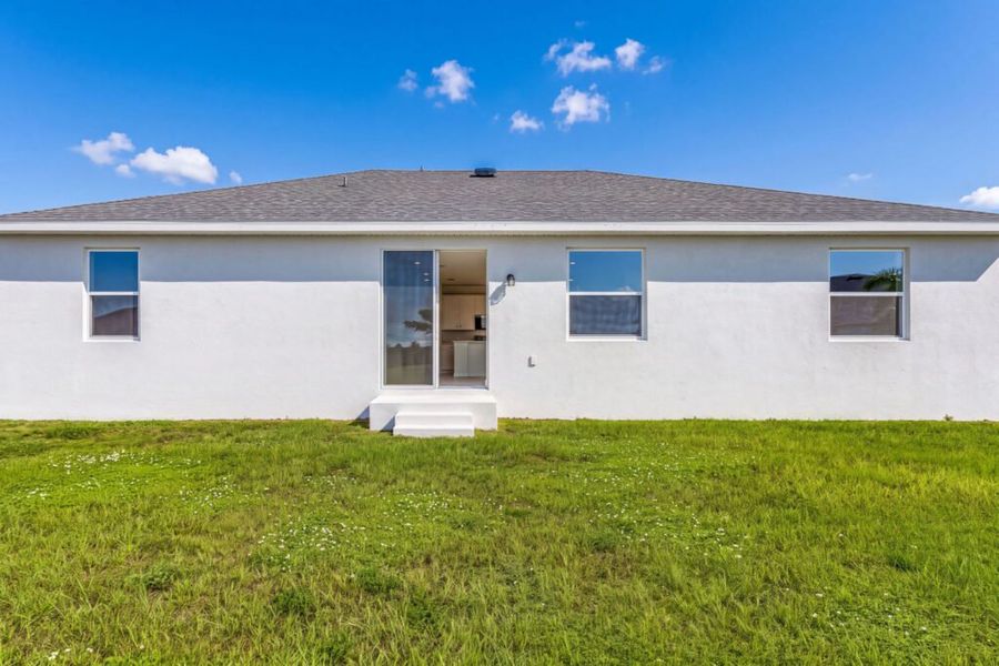 Exterior details and patio area of a home in Cape Coral, Cape Coral (Image 4).