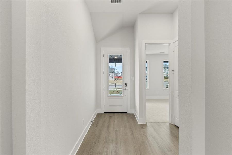 03. 2620 Andorra - Entry