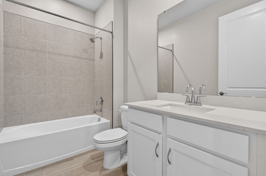 Furnished interior view inside a new home in Pasadena Ridge Master, Dade City (Image 6). Furnished interior view inside a new home in Pasadena Ridge Master, Dade City (Image 6).