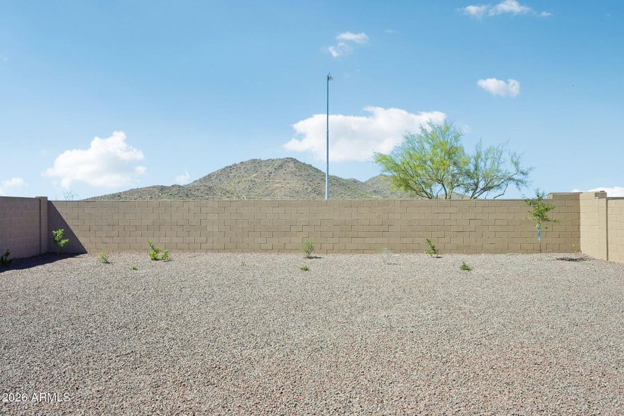 36-web-or-mls-77th Dr-S1403-036