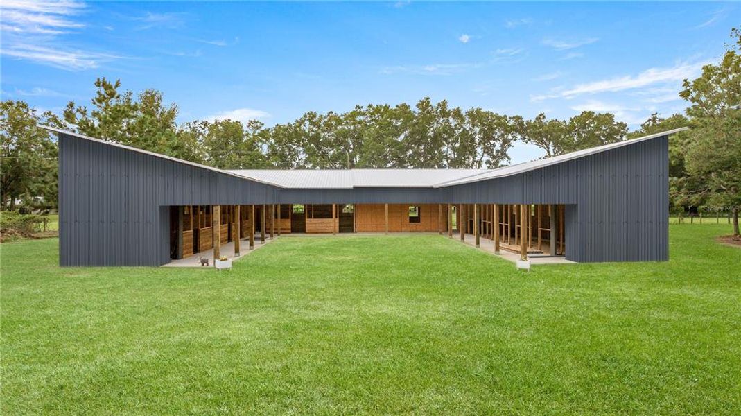 Front exterior of a new home in , Ocala, FL, highlighting curb appeal (Image 14). Front exterior of a new home in , Ocala, FL, highlighting curb appeal (Image 14).