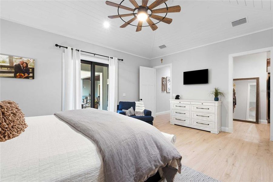 Furnished interior view inside a new home in , Ocala (Image 31).