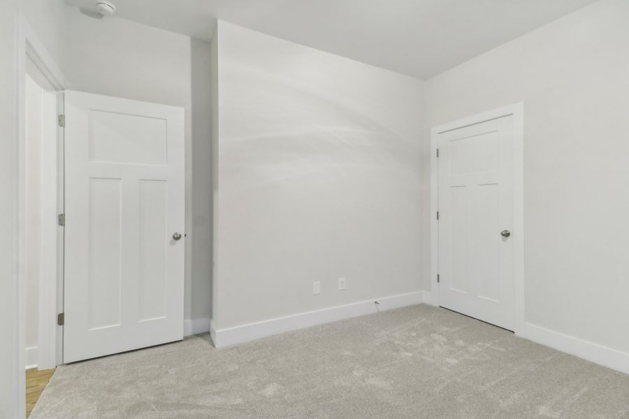 Representative unfurnished interior of a home built from the Ariel II by Great Southern Homes in Collins Cove, Chapin (Image 45).