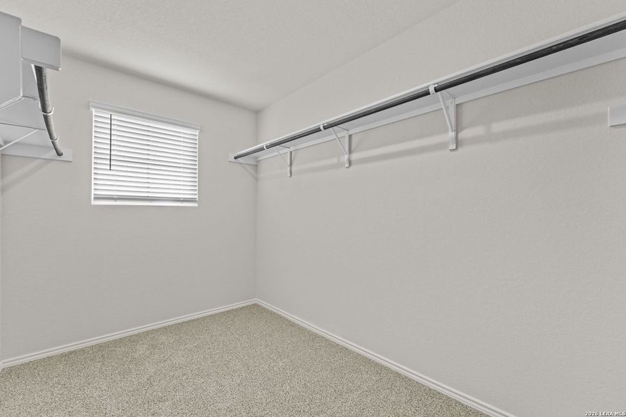 Spacious, unfurnished interior of a new home in Applewood, San Antonio (Image 11).