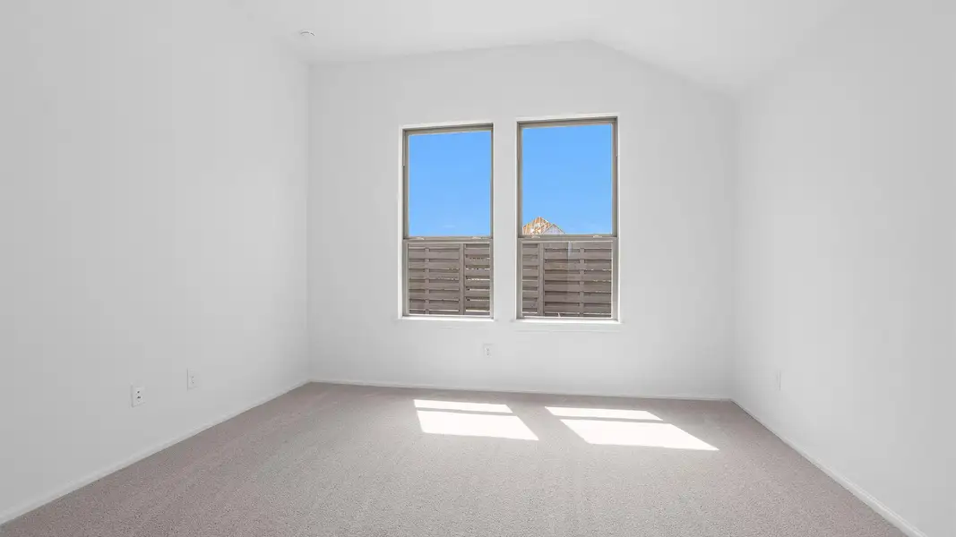 Spacious, unfurnished interior of a new home in Austin Point, Richmond (Image 13).