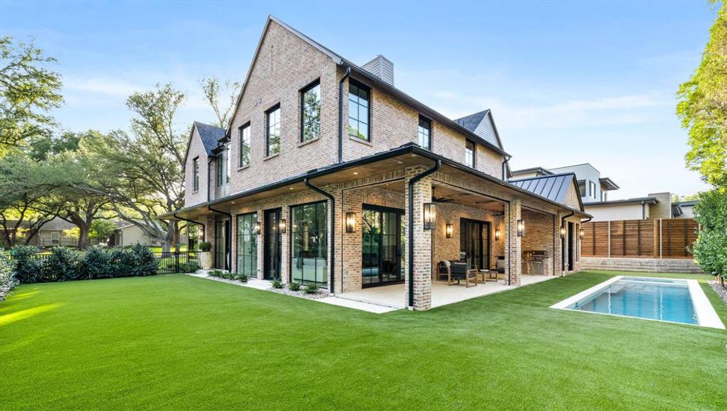 Image 25 of a home in . Image 25 of a home in .