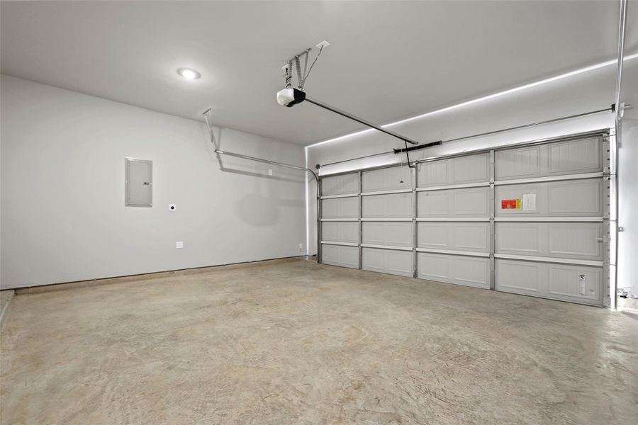 Spacious, unfurnished interior of a new home in , Cypress (Image 19).