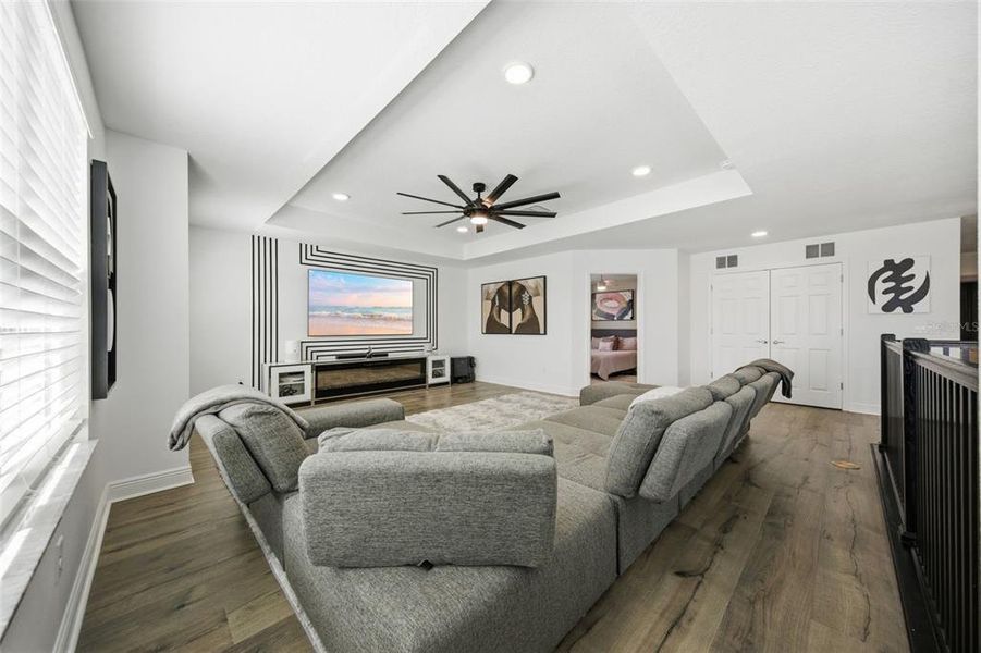 Furnished interior view inside a new home in Whispering Oaks Preserve, Wesley Chapel (Image 16). Furnished interior view inside a new home in Whispering Oaks Preserve, Wesley Chapel (Image 16).