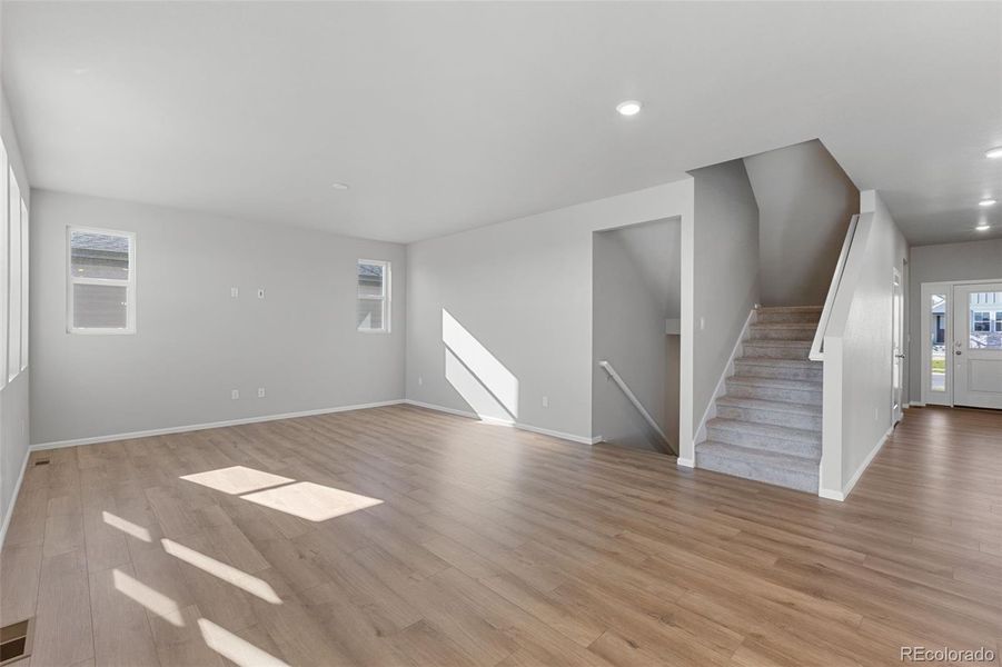Spacious, unfurnished interior of a new home in Talon Pointe, Thornton (Image 14).
