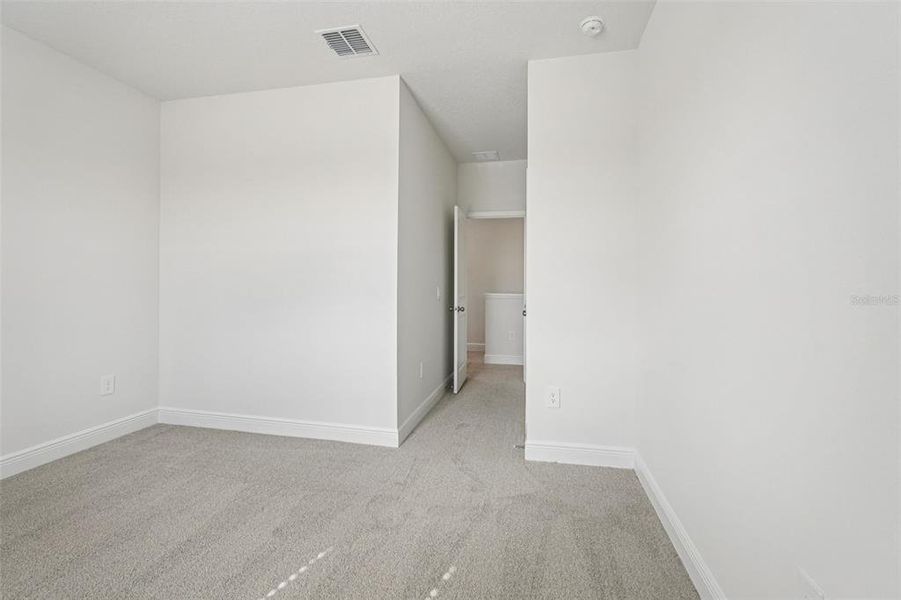 Spacious, unfurnished interior of a new home in Cyrene at Minneola, Minneola (Image 25). Spacious, unfurnished interior of a new home in Cyrene at Minneola, Minneola (Image 25).