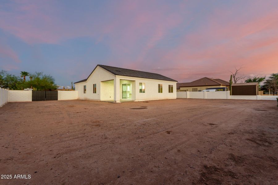 14-Country Club 14-Country Club