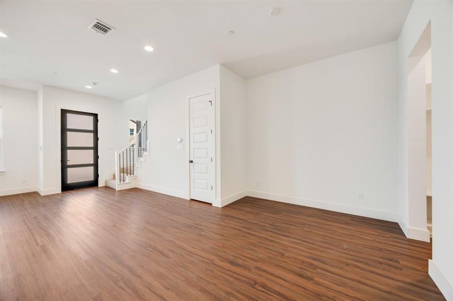 Spacious, unfurnished interior of a new home in , Rowlett (Image 17). Spacious, unfurnished interior of a new home in , Rowlett (Image 17).