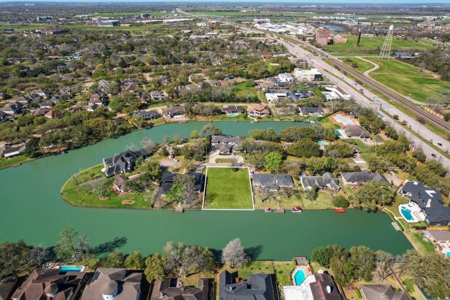 Image 8 of a home in .