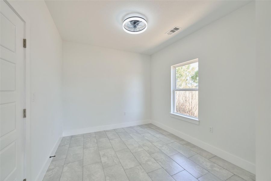 Spacious, unfurnished interior of a new home in , Cleveland (Image 23).