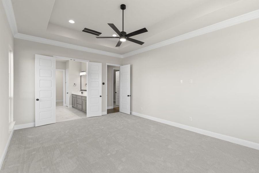 Representative unfurnished interior of a home built from the Cardiff by Windsor Homes in Nelson Lake Estates, Rockwall (Image 24).