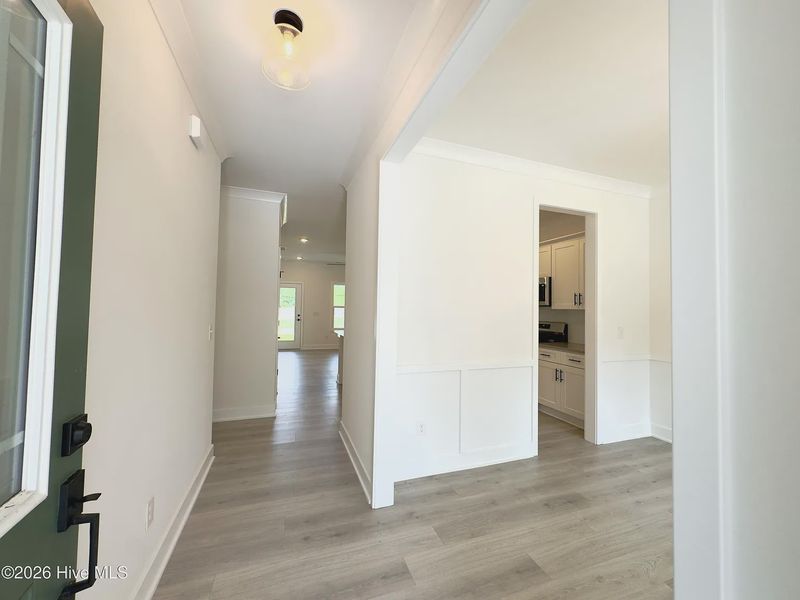 Spacious, unfurnished interior of a new home in Autumn Trail, Bolivia (Image 14).