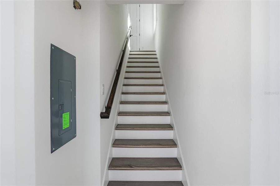 Spacious, unfurnished interior of a new home in , St. Petersburg (Image 44).