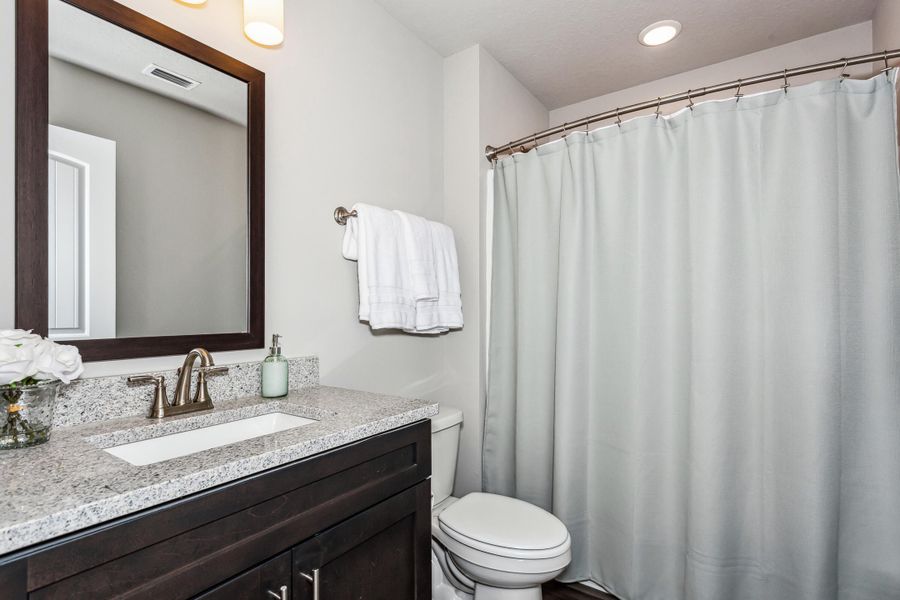 8552 La Salle Dr-43 8552 La Salle Dr-43