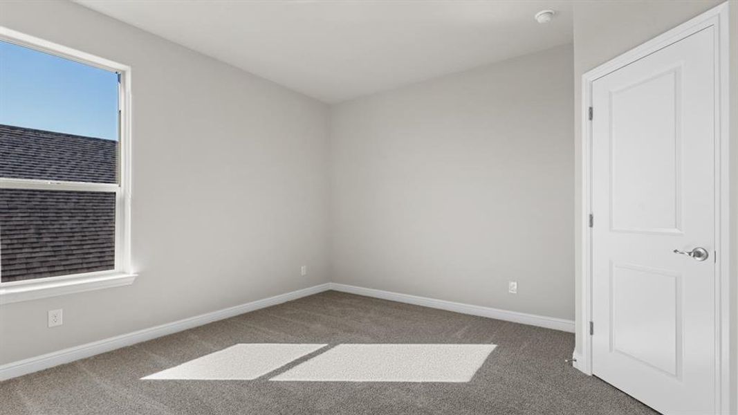 Spacious, unfurnished interior of a new home in Treeline, Justin (Image 24).