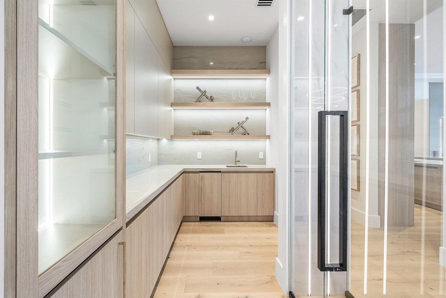 Image 104 of a home in .