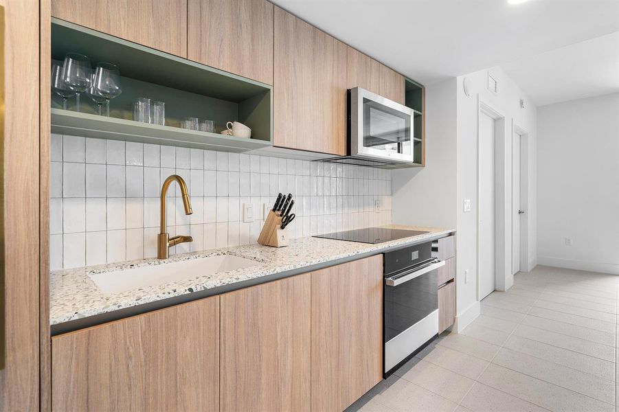 017-601Northeast1stAvenue-Miami-FL-33132 017-601Northeast1stAvenue-Miami-FL-33132