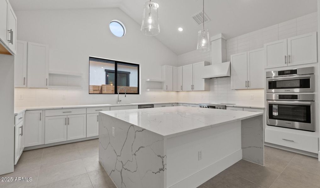 Edgewood Lot #101 Kitchen 2 (Large) Edgewood Lot #101 Kitchen 2 (Large)