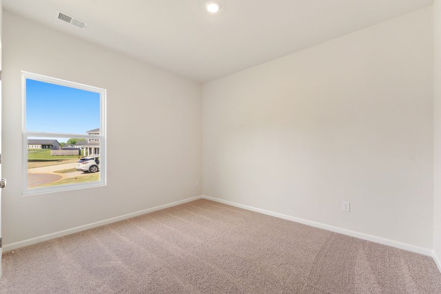 Spacious, unfurnished interior of a new home in Radley Place, Chesnee (Image 23).