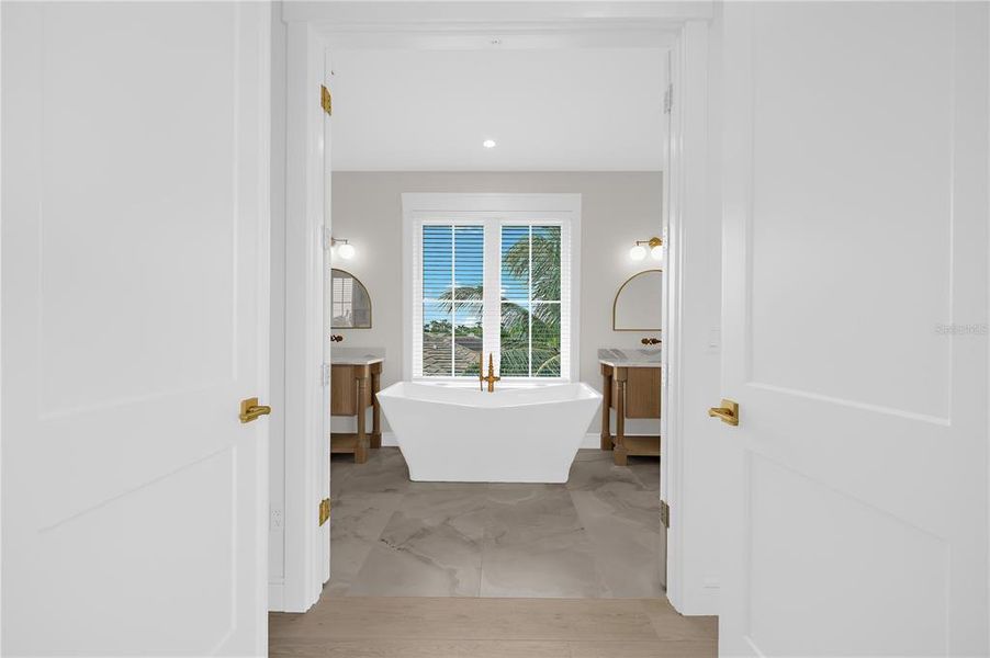 Image 71 of a home in .