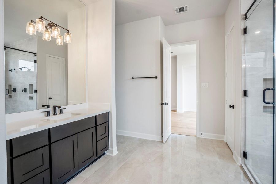 Image 24 of a home in Jordan Ranch 70' Lots. Image 24 of a home in Jordan Ranch 70' Lots.