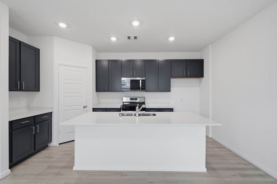 Furnished interior view inside a new home in Glendale Lakes North, Arcola (Image 5).