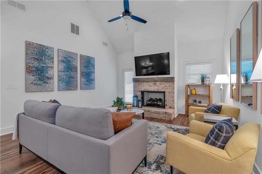 Furnished interior view inside a new home in , Emerson (Image 24).