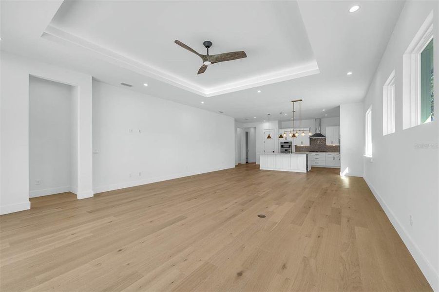 Spacious, unfurnished interior of a new home in , Orlando (Image 51).